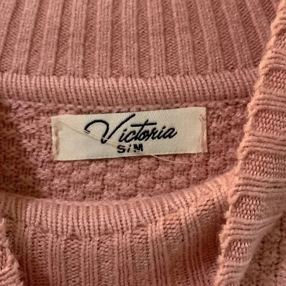 European brand, with tags, never worn - Picture 2 of 3